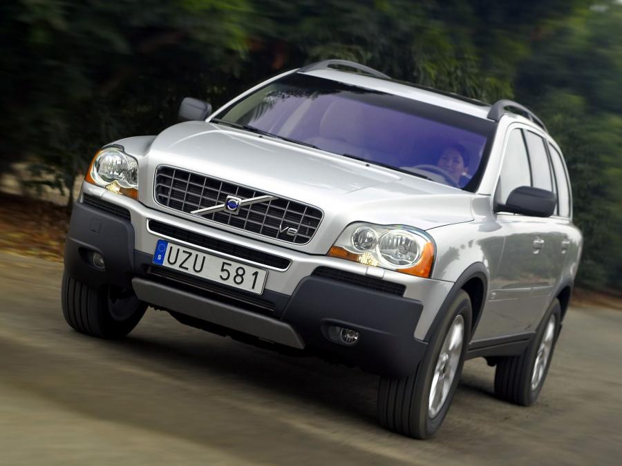  Volvo XC90 V8 2005 года  (фото 9 из 29)